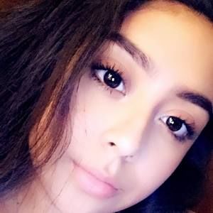 Meet your Posher, Aris